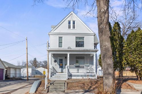 819 24th Ave Ne, Minneapolis, MN, 55418-6302 | Card Image