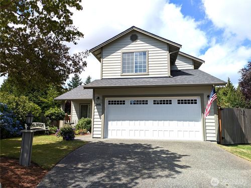2416 82nd Dr Ne, Lake Stevens, WA, 98258-6464 | Card Image