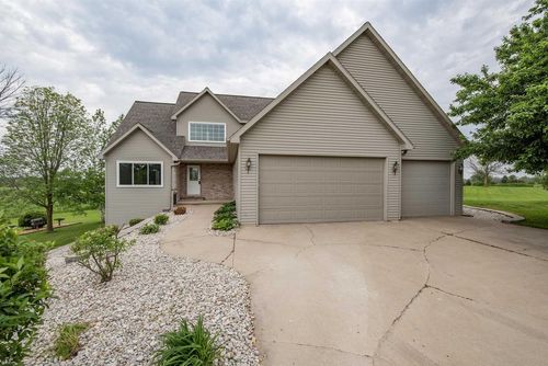3986 Lily Lake Road, Eaton, WI, 54311 | Card Image