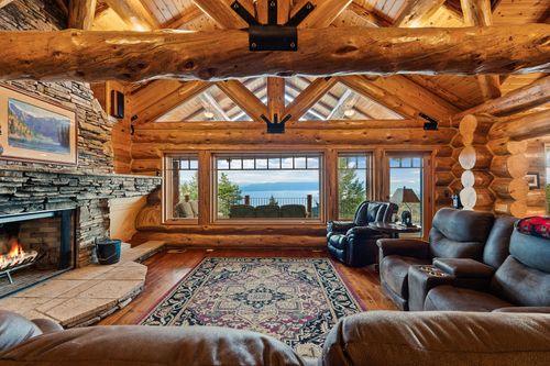 395 Buffalo Ln, Somers, MT, 59932-8708 | Card Image