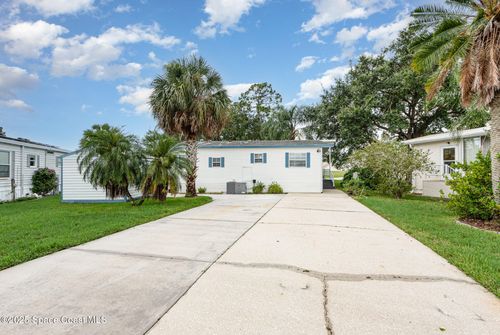 584 Lake Dr, TITUSVILLE, FL, 32780-2534 | Card Image