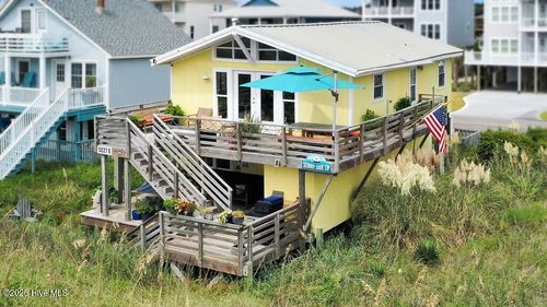 5227 E Beach Dr, Oak Island, NC, 28465-5046 | Card Image