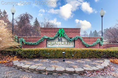 6536 Chatham Cir, Rochester Hills, MI, 48306-4382 | Card Image