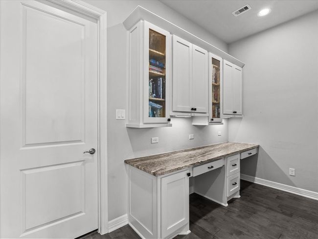 Desk area off the kitchen | Image 17