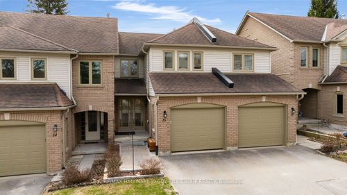 15-492 Laclie St, Orillia, ON, L3V7V2 | Card Image