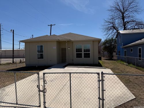 114 Grosvenor St, San Antonio, TX, 78221-1513 | Card Image