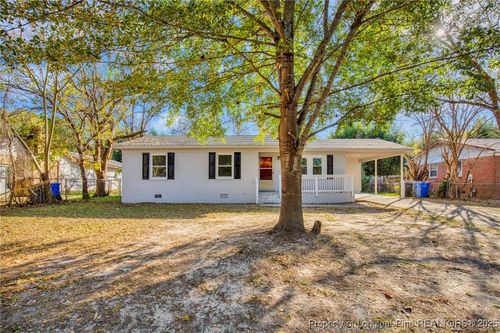 6561 Stillwater Dr, Fayetteville, NC, 28304-4609 | Card Image