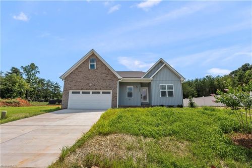 1133 Timber Hill Dr, Rural Hall, NC, 27045-9802 | Card Image