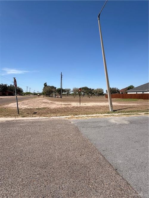915 Franco Drive, Mercedes, TX, 78570 | Card Image
