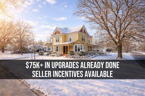 1103 26th St, Marion, IA, 52302-1938 | Card Image