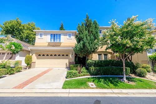 432 The Bluff, Modesto, CA, 95355 | Card Image