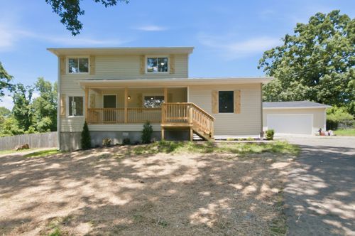550 Central Ave, White Bluff, TN, 37187-9182 | Card Image