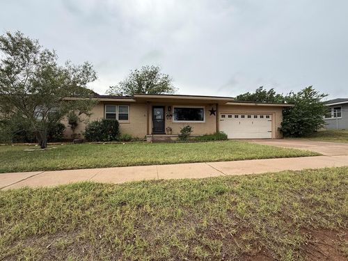 3611 Hill Ave, Snyder, TX, 79549-5118 | Card Image
