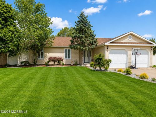 14 Monterey Ln, Manalapan, NJ, 07726-4518 | Card Image