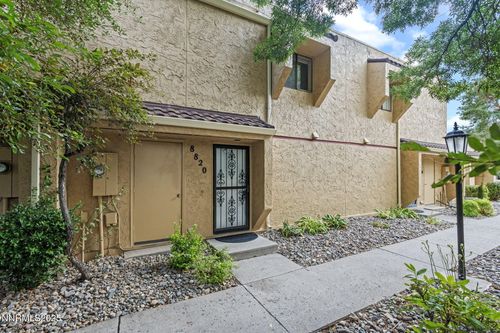 8820 Dixon Ln, Reno, NV, 89511-1525 | Card Image