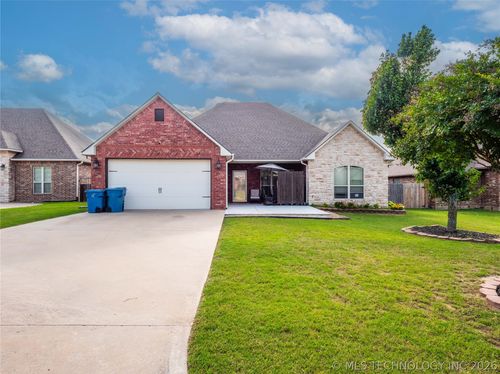 2015 Ten Spgs, McAlester, OK, 74501-7098 | Card Image