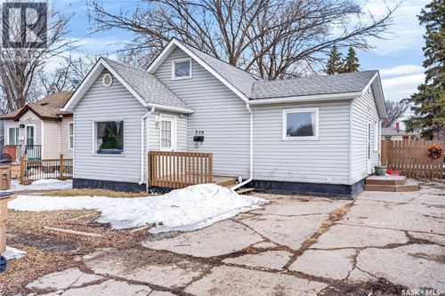 316 Crawford Ave E, Melfort, SK, S0E1A0 | Card Image