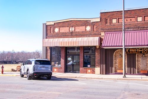216 W Main St, DURAND, WI, 54736-1147 | Card Image
