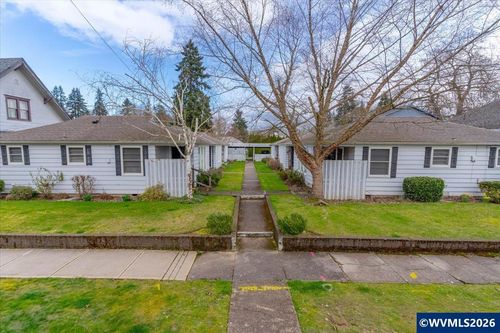 648-658 Breys Ave Ne, Salem, OR, 97301-2728 | Card Image