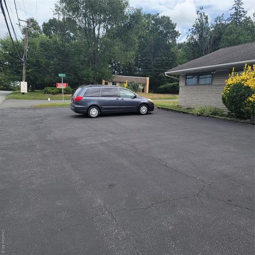 40-32 1st St, Nanuet, NY, 10954-3017 | Card Image