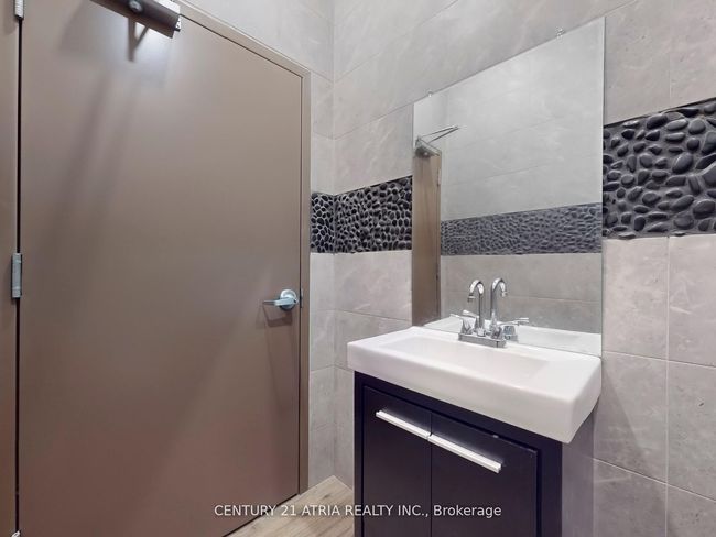 33 - 3255 Rutherford Rd, Home with 0 bedrooms, 0 bathrooms and null parking in Vaughan ON | Image 9