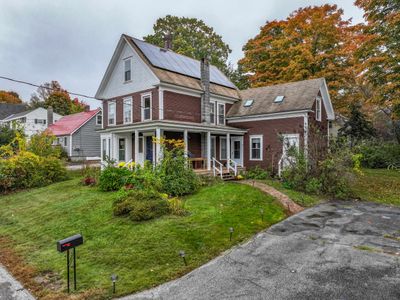 38 High Street, House other with 3 bedrooms, 1 bathrooms and null parking in Hillsborough NH | Image 2