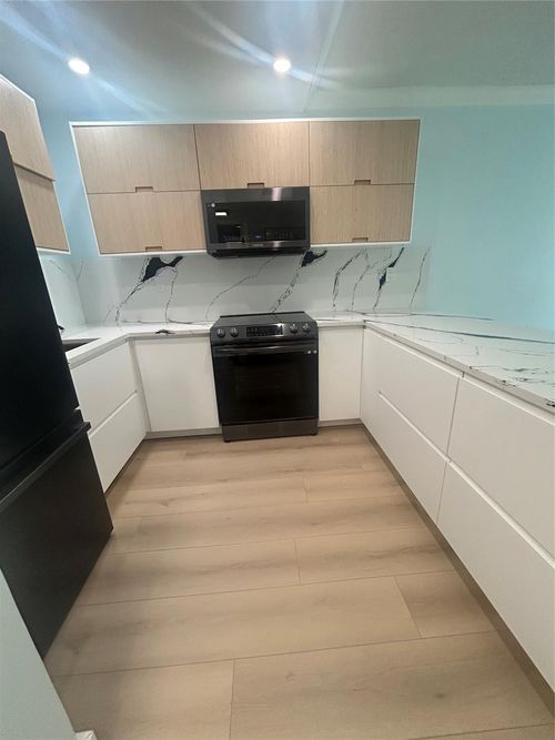 5-101 Se 6th Ave, Pompano Beach, FL, 33060-7257 | Card Image