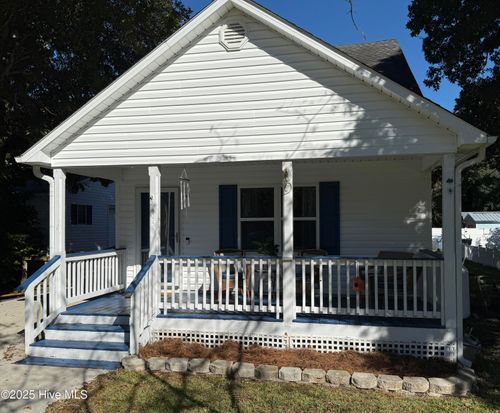 2641 Lennoxville Rd, Beaufort, NC, 28516-7805 | Card Image