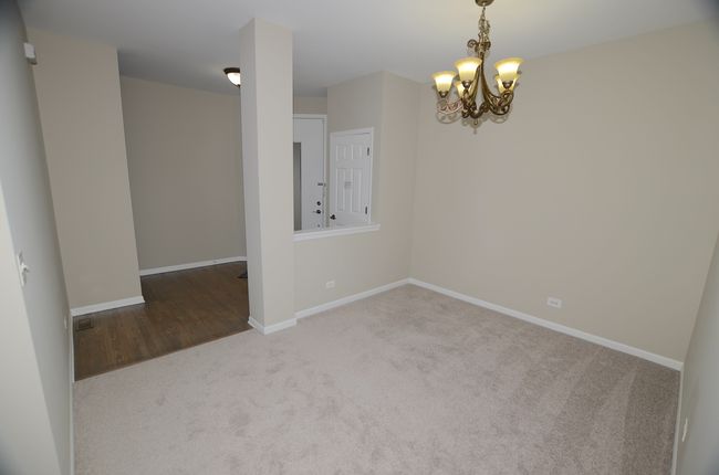 1211 Townes Cir, Townhouse with 3 bedrooms, 4 bathrooms and 2 parking in Aurora IL | Image 10