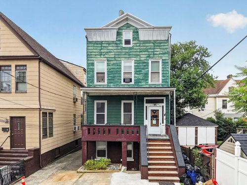 19 Linden Ct, Jersey City, NJ, 07305-3921 | Card Image