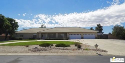 6950 Oak View Ct, Oak Hills, CA, 92344-9014 | Card Image