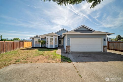 304 Eldredge Ct Nw, Orting, WA, 98360-8400 | Card Image