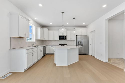 2624 Aspen Dr, Shakopee, MN, 55379 | Card Image