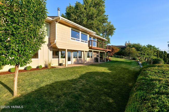 Back Yard | Image 39