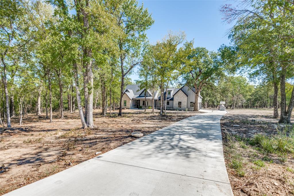 Roy Coffee Ct, Weatherford, TX 76087