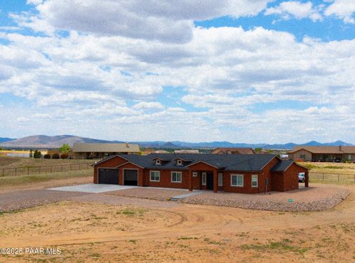 8558 N Grass Valley Ln, Prescott Valley, AZ, 86315-9312 | Card Image