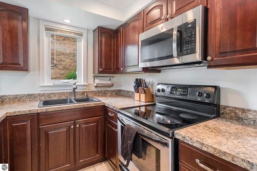 2-6022 Holt Road, Williamsburg, MI, 49690 | Card Image