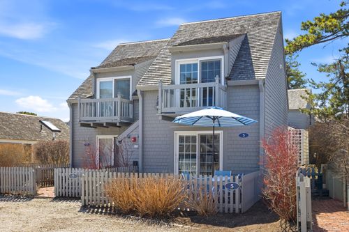 782-5 Hydrangea Ln, Mashpee, MA, 02649-4762 | Card Image