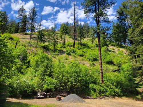 1338 N Touchet Rd, Dayton, WA, 99328-8801 | Card Image