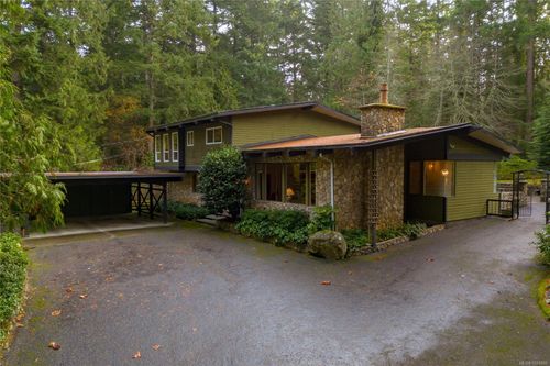9565 Ardmore Dr, North Saanich, BC, V8L5H3 | Card Image