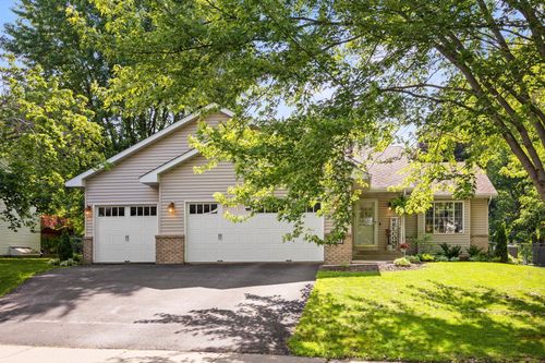 1590 Fountain Ln, Waconia, MN, 55387-9438 | Card Image