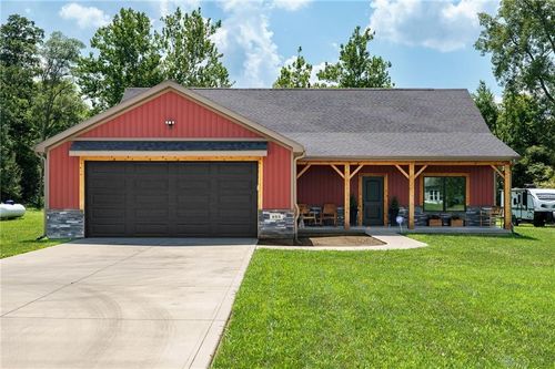 892 Old Springfield Rd, Vandalia, OH, 45377-9322 | Card Image
