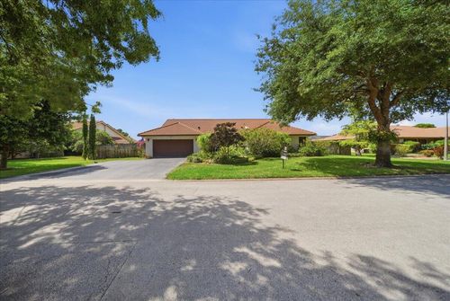 11299 Nw 10th Mnr, Coral Springs, FL, 33071-6307 | Card Image