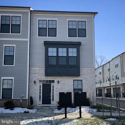 301 Willis St, FREDERICKSBURG, VA, 22401-5620 | Card Image