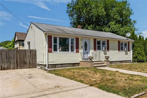 5 Gail Ave, Cranston, RI, 02905-2635 | Card Image