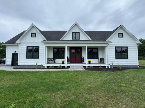 3 Sitko Ln, Berwick, ME, 03901-2985 | Card Image
