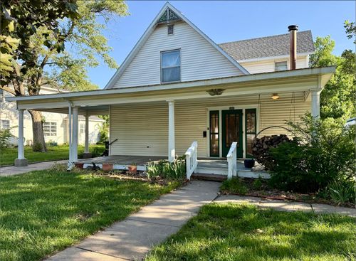 306 W Nemaha St, Blue Hill, NE, 68930 | Card Image