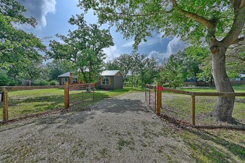 515 Lakeview Ln, Somerville, TX, 77879-5982 | Card Image