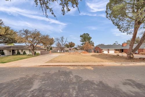 1602 Winfield Rd, Midland, TX, 79705-8666 | Card Image