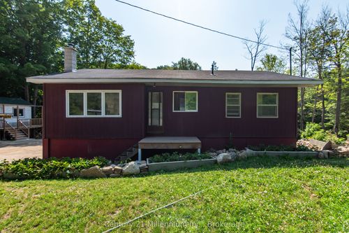 8355 County 9 Road, Clearview, ON, L0M1G0 | Card Image